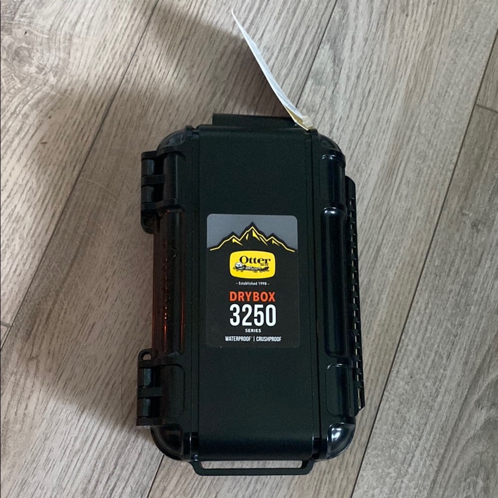 OtterBox Black Drybox 3250 Series
